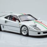 Ferrari F40 Perlweiss Italy Kyosho 1:18 - image 6 of 8