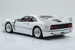 Ferrari F40 Perlweiss Italy Kyosho 1:18 08416PWT-G Metall – Bild 7 von 8