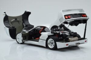 Ferrari F40 Perlweiss Kyosho 1:18 08416PW-G Metall – Bild 5 von 8
