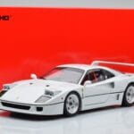 Ferrari F40 Perlweiss Kyosho 1:18 - image 8 of 8