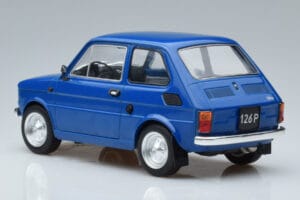 Fiat 126P Blau MCG 1:18 MCG18324 Metall – Bild 5 von 6