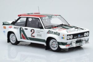 Fiat 131 Abarth Alitalia #2 W. Röhrl / C. Geistdörfer Rally Monte Carlo 1978 Kyosho 1:18 08376G Metall – Bild 6 von 10