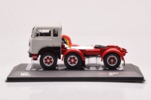 Fiat 690 T1 Weiss IXO 1:43