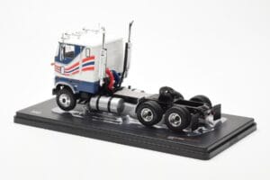 Ford CL 9000 Weiss Blau IXO 1:43 TR177 Metall – Bild 2 von 4