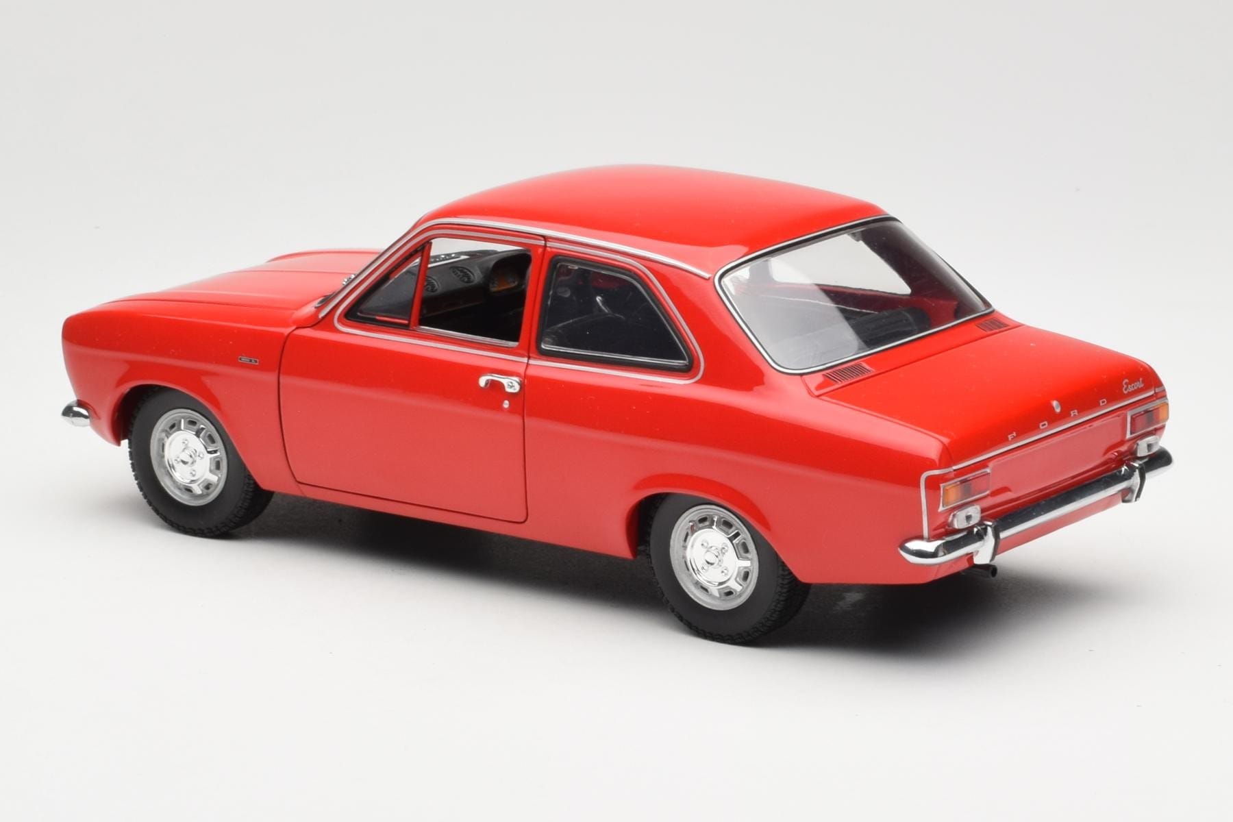 Ford Escort Mk1 RHD Rot Minichamps 1:18 150081070 Metall – Bild 7 von 8