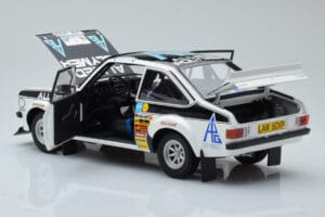Ford Escort RS 1800 Allied Polymer #1 T. Makinen / H. Liddon Winner RAC Rally 1975 Minichamps 1:18 100758401 Metall – Bild 5 von 8