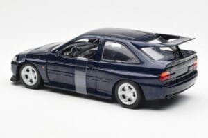 Ford Escort RS Cosworth Blau Metallic UT Models 1:18 180082101-R1 Metall – Bild 4 von 6