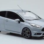 Ford Fiesta ST2000 Grau Otto 1:18 - image 4 of 6
