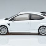 Ford Focus RS Mk2 Weiss Otto 1:18 OT977 Resin - image 3 of 6