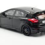 Ford Focus RS Mk3 Schwarz Otto 1:18 - image 5 of 8