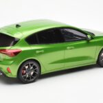 Ford Focus Mk5 ST Phase 2 Mean Grün Otto 1:18 - image 2 of 6