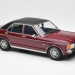 Ford Granada Mk1 Metallic Dunkelrot Matt Schwarz MCG 1:18 - image 4 of 6