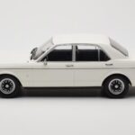 Ford Granada Mk1 Weiss MCG 1:18 - image 3 of 6