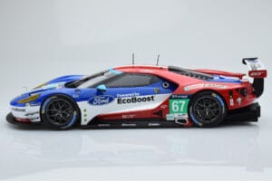 Ford GT Chip Ganassi Racing UK #67 M. Franchitti / A. Priaulx / H. Tincknell 24 Hours of Le Mans 2016 Minichamps 1:18 1551686 – Bild 3 von 6