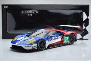 Ford GT Chip Ganassi Racing UK #67 M. Franchitti / A. Priaulx / H. Tincknell 24 Hours of Le Mans 2016 Minichamps 1:18 1551686 – Bild 6 von 6