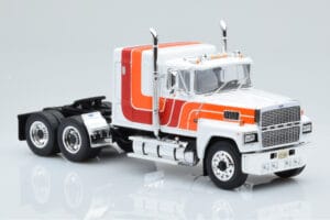 Ford LTL 9000 Weiss Rot Orange IXO 1:43 TR094 Metall – Bild 3 von 5