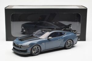 Ford Mustang Dark Horse Vapor Blau Metallic GT Spirit 1:18 GT454 Resin – Bild 6 von 6