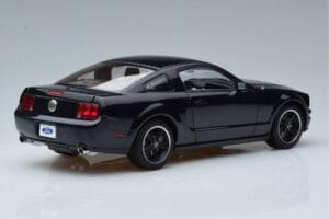 Ford Mustang GT S197 Bullitt AUTOart 1:18 73067 Metall – Bild 3 von 7