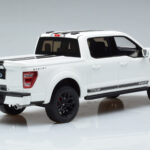 Ford Shelby F-150 Weiss GT Spirit 1:18 - image 2 of 6