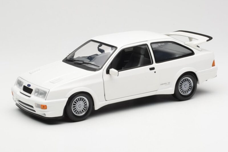 Ford Sierra RS RHD Weiss Minichamps 1:18