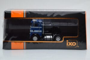 Freightliner COE Blau Weiss IXO 1:43 TR111 Metall – Bild 4 von 4