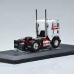 Freightliner COE Weiss IXO 1:43 TR128 - image 2 of 6