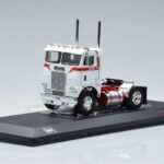Freightliner COE Weiss IXO 1:43 TR128