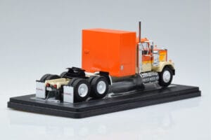 GMC General Orange IXO 1:43 TR129 Metall – Bild 2 von 6
