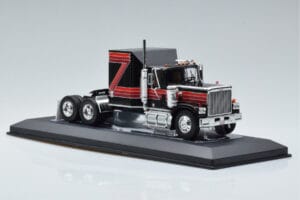 GMC General Rot Schwarz IXO 1:43 TR102 Metall – Bild 4 von 6