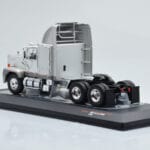 GMC General SBFA Silber IXO 1:43 - image 5 of 6