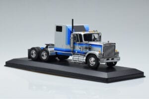 GMC General Silber IXO 1:43 TR079 Metall – Bild 4 von 6