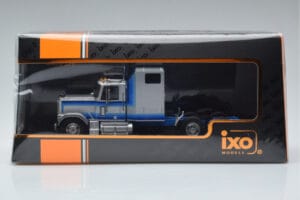 GMC General Silber IXO 1:43 TR079 Metall – Bild 6 von 6