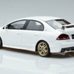 Honda Civic FD2 Type R Mugen Weiss Otto 1:18 OT941 Resin - image 5 of 6