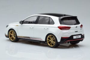 Hyundai i30 N PD Atlas Weiss MCG 1:18 MCG18376 Metall – Bild 5 von 6
