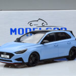 Hyundai i30 N PD Performance Blau MCG 1:18 - image 6 of 6