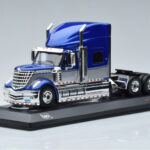 International Lonestar Blau IXO 1:43 TR118