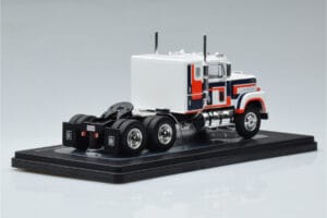 International Transtar 4300 Weiss IXO 1:43 TR153 Metall – Bild 2 von 6