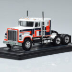 International Transtar 4300 Weiss IXO 1:43