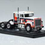 International Transtar 4300 Weiss IXO 1:43 - image 4 of 6