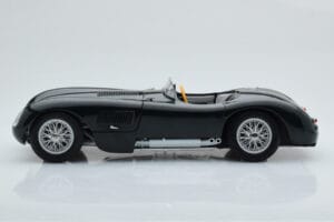 Jaguar C-Type Grün AUTOart 1:18 73500 Metall – Bild 5 von 8