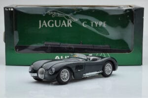 Jaguar C-Type Grün AUTOart 1:18 73500 Metall – Bild 8 von 8