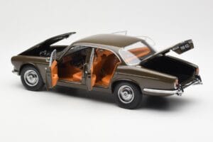 Jaguar XJ6 Series 1 4.2 Sable Braun Paragon 1:18 2011004 Metall – Bild 5 von 8