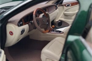 Jaguar XJ6 X350 Racing Grün Almost Real 1:18 810502 Metall – Bild 8 von 13