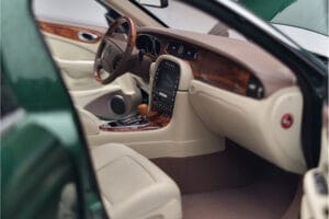 Jaguar XJ6 X350 Racing Grün Almost Real 1:18 810502 Metall – Bild 9 von 13