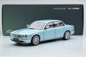 Jaguar XJ6 X350 Seafrost Hellblau Almost Real 1:18 810503 Metall – Bild 11 von 11