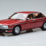 Jaguar XJ6 XJ40 Flamenco Rot Almost Real 1:18