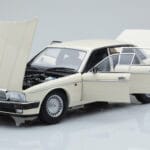 Jaguar XJ6 XJ40 Glacier Weiss Almost Real 1:18 - image 2 of 11