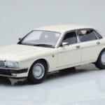 Jaguar XJ6 XJ40 Glacier Weiss Almost Real 1:18