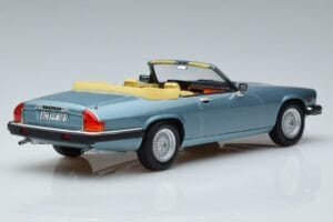 Jaguar XJS V12 Cabriolet Hellblau Metallic Norev 1:18 182635 Metall – Bild 2 von 6