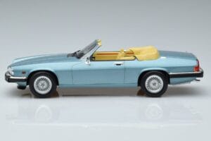 Jaguar XJS V12 Cabriolet Hellblau Metallic Norev 1:18 182635 Metall – Bild 3 von 6